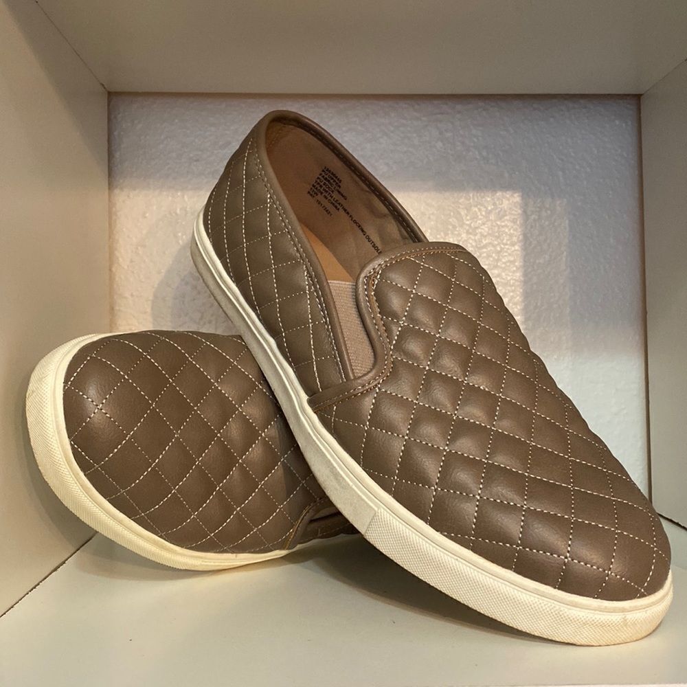 Torrid Quilted Slip On Sneakers Taupe 12W Casual Comfort Neutral Everyday